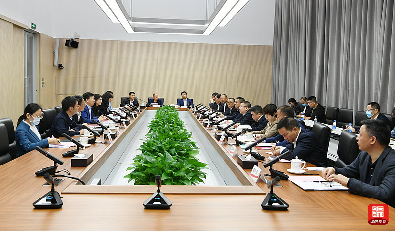 2021年3月8日，元方考察深交所  張莉 攝.jpg