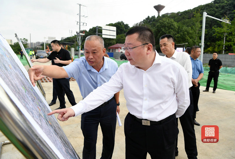 2021年7月9日，元方檢查防汛減災(zāi)工作5  張莉 攝.jpg