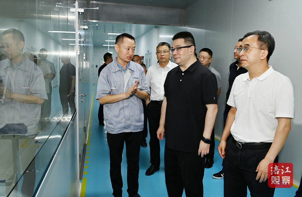 2023年8月10日，李云督導(dǎo)重點(diǎn)項(xiàng)目推進(jìn)情況（埃克森）  張莉 攝_1.jpg