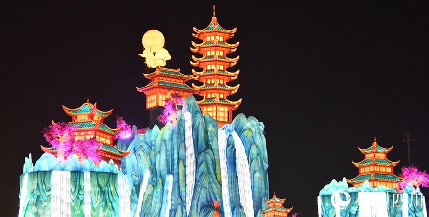 第30屆自貢國際恐龍燈會(huì)。人民網(wǎng) 王凡攝